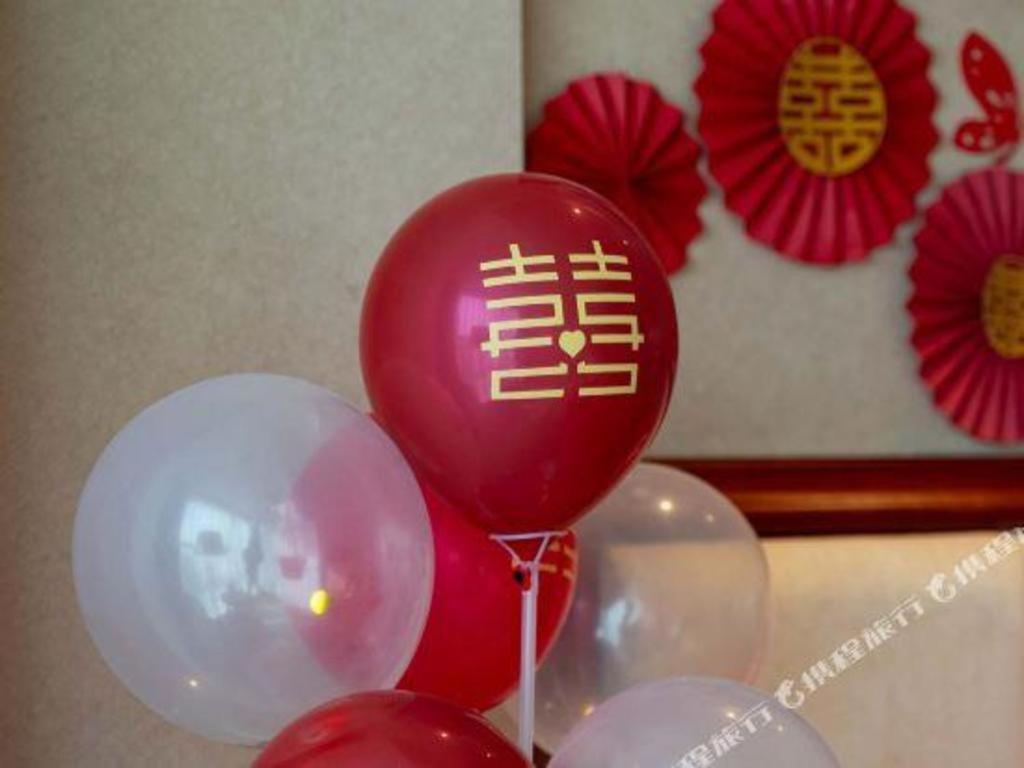 Nanchang Galactic Peace International Hotel Zewnętrze zdjęcie