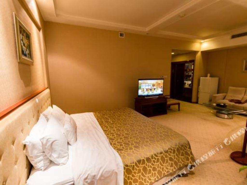 Nanchang Galactic Peace International Hotel Zewnętrze zdjęcie