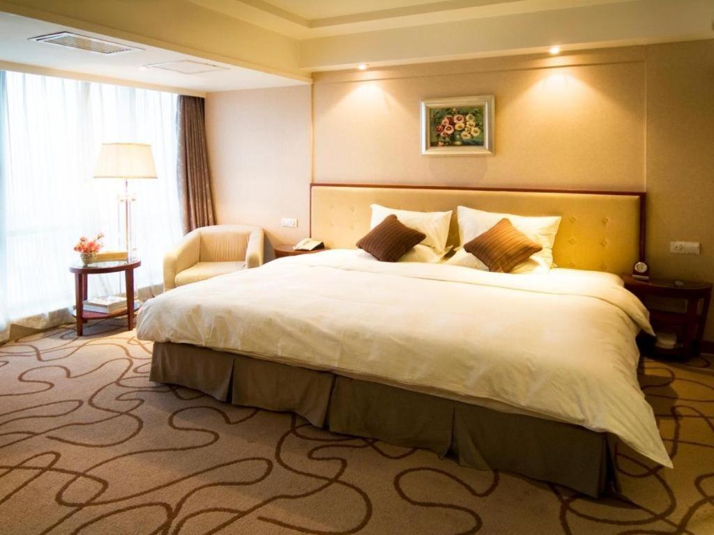 Nanchang Galactic Peace International Hotel Zewnętrze zdjęcie